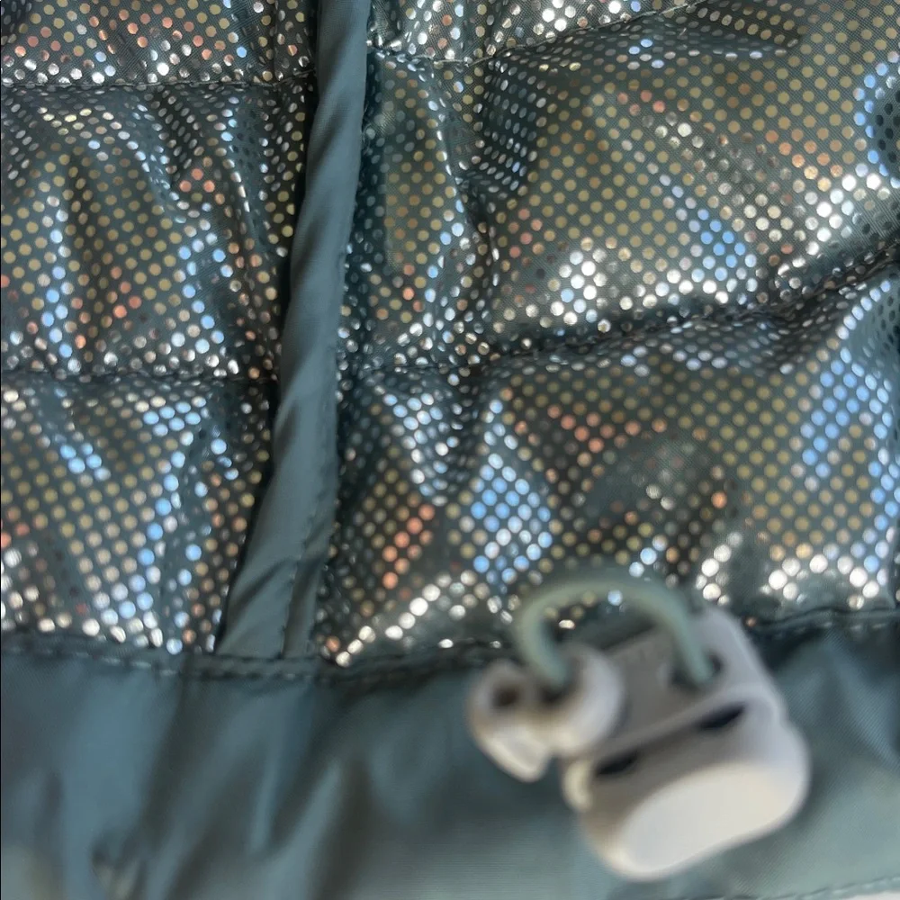 Columbia Omni Shield Sage Green Vest size xs - Picture 10 of 10